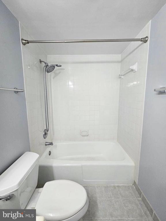 Building Photo - 5500 Holmes Run Pkwy