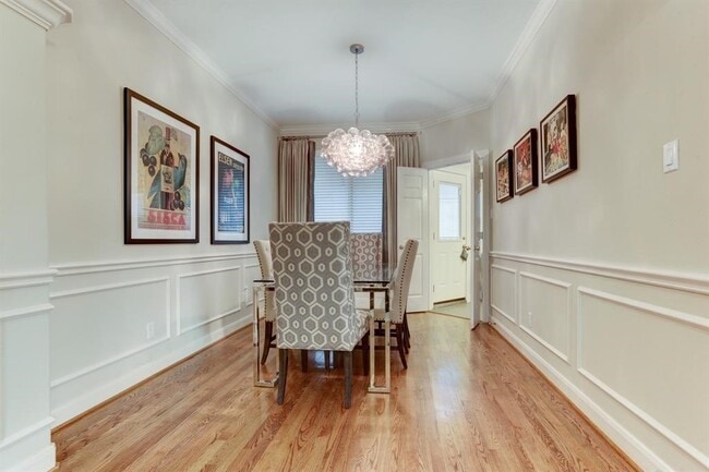 Building Photo - 248 Westcott St