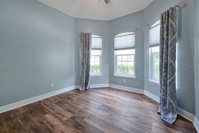 Building Photo - 231 Lakay Pl