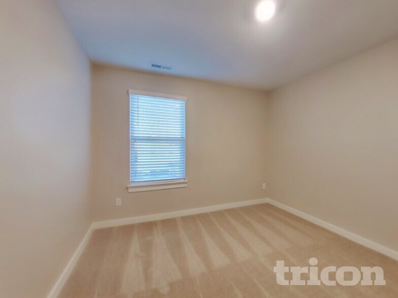 Building Photo - 427 Wind Dance Dr