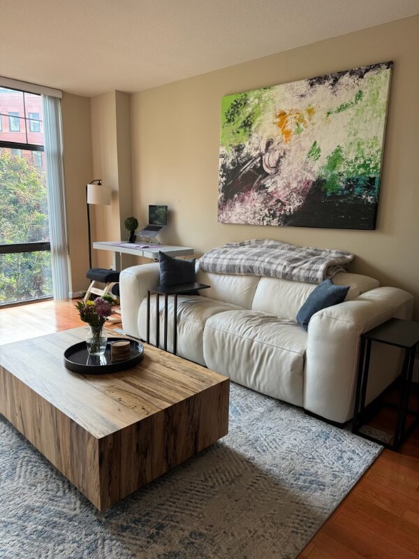 Building Photo - 1021 N Garfield St