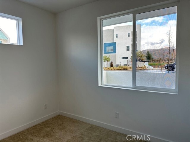 Building Photo - 206 Sash