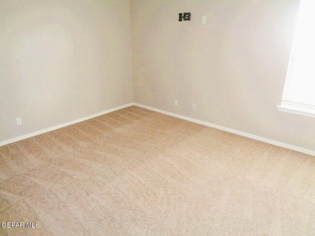 Building Photo - 13513 Coldham St