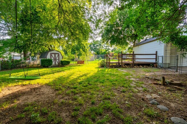 Building Photo - Charming 2 bed 1 bath in midtown Tulsa!