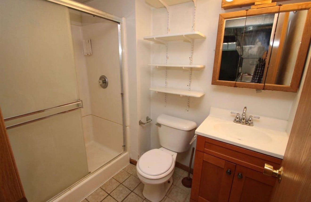 Building Photo - 522 Skylark Dr