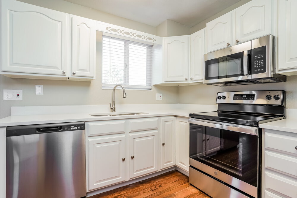 Building Photo - 1038 Nolte Dr W