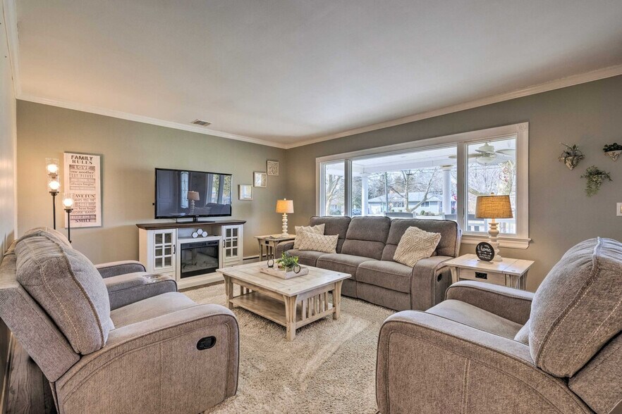 Building Photo - 500 Blossom Bend