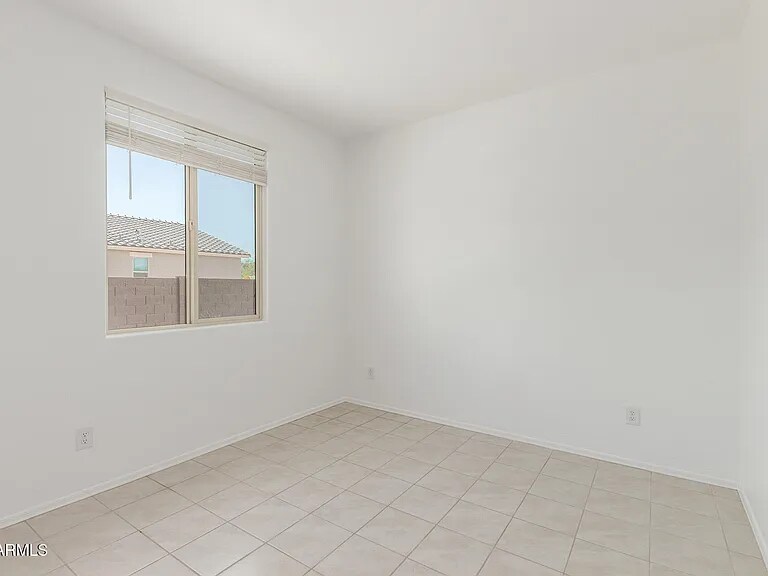 Building Photo - 637 S Lamar Pl