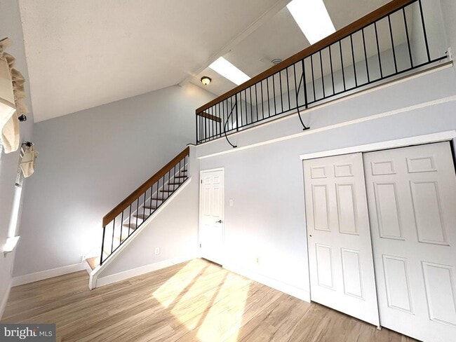 Building Photo - 306 Paddock Dr