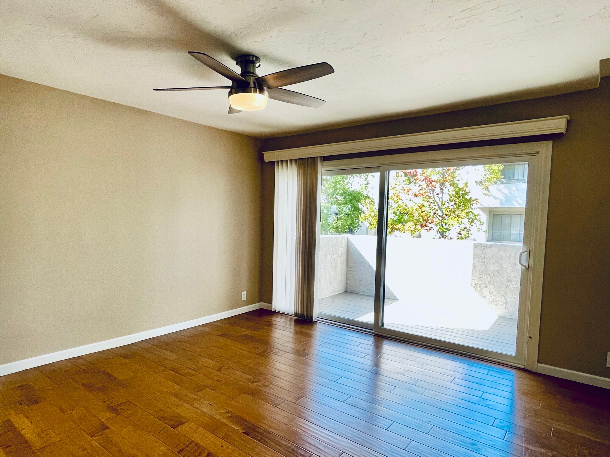 Dining Area and Balcony - 8444 Via Sonoma