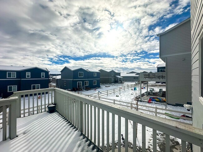 Building Photo - Grand 6bd 4ba Crystal Valley home with an in-law suite!!!