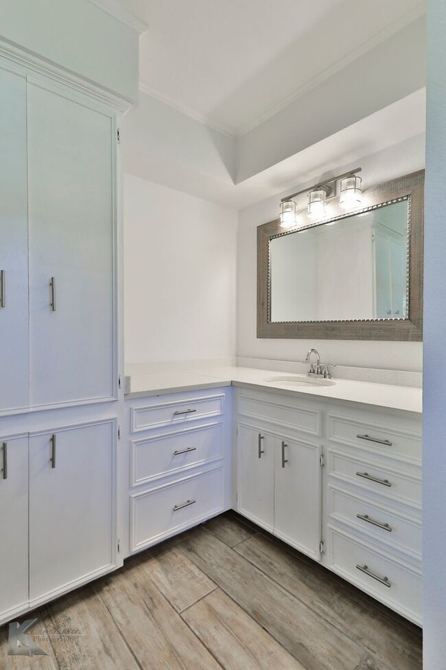 Building Photo - Complete RENOVATION only a few years ago!  Large bedrooms!