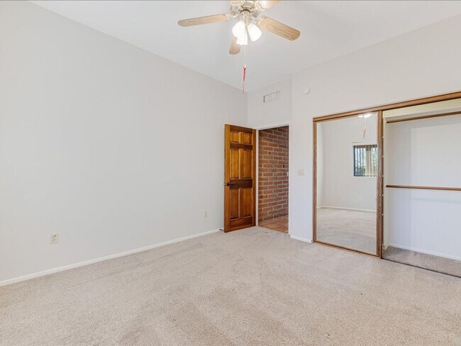 Building Photo - 3350 N Wide Loop Dr