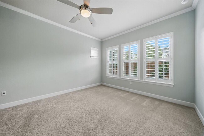 Building Photo - 5820 Harper Park Dr