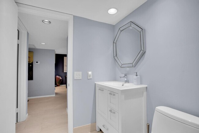 Building Photo - 1702 Andros Isle