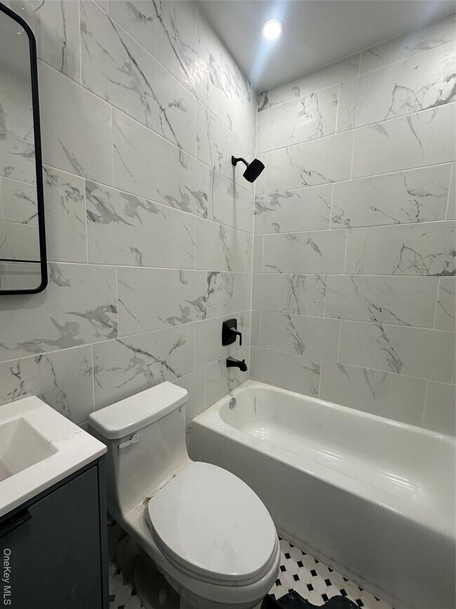 Building Photo - 1761 New York Ave