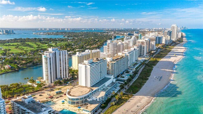 Building Photo - 5555 Collins Ave