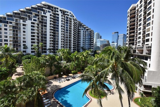 Building Photo - 540 Brickell Key Dr