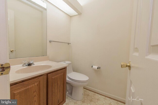Building Photo - 14114 Silent Wood Way