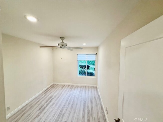 Building Photo - 28947 E Thousand Oaks Blvd