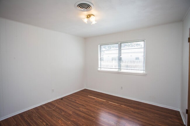 Building Photo - 4508 52nd St