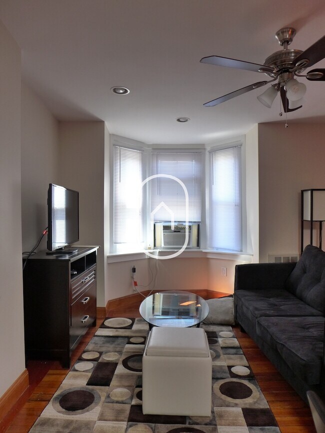 Building Photo - 49 Delle Ave