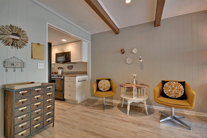 Building Photo - 37 Brighton Cir