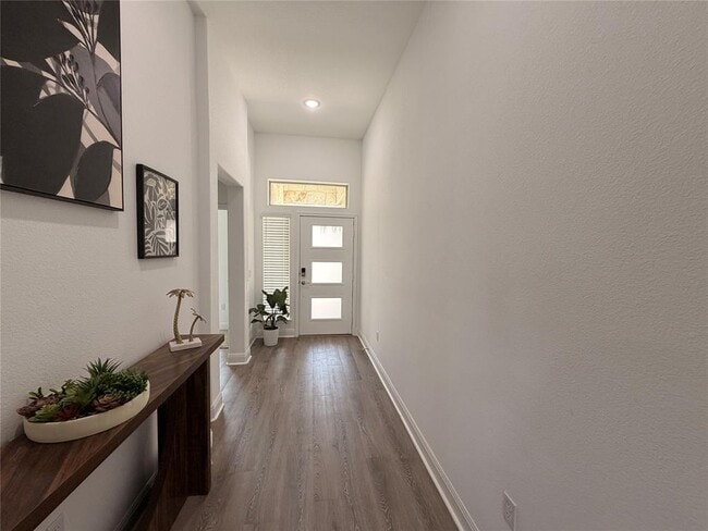 Building Photo - 18017 Stefano Dr