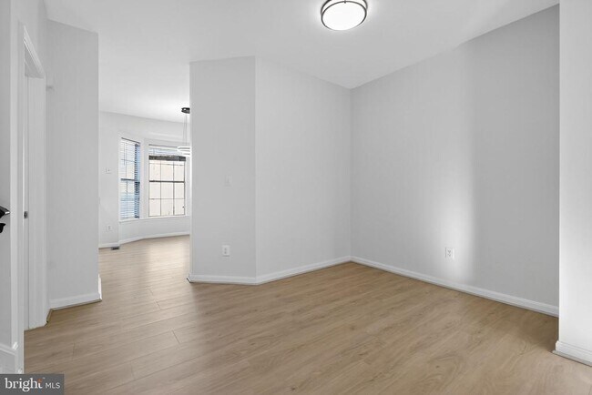 Building Photo - 21748 Kings Crossing Terrace