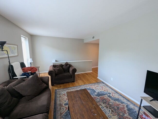 Building Photo - Fully Furnished Shaw Sanctuary