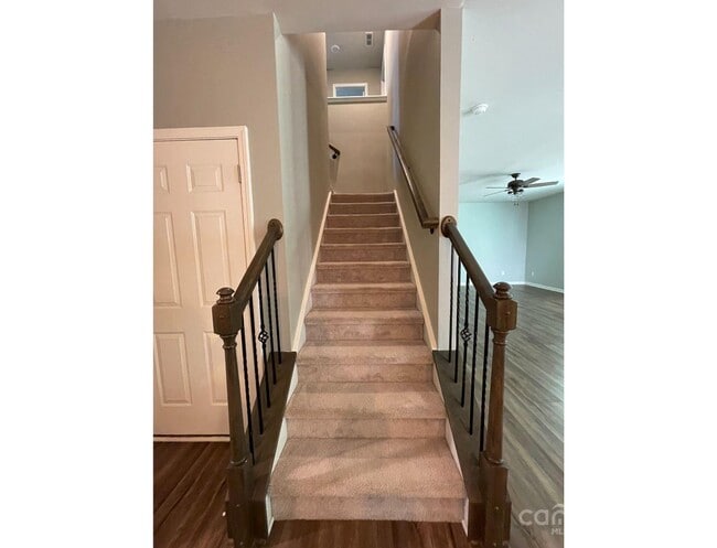 Building Photo - 141 W Morehouse Ave