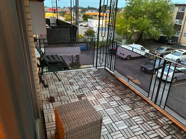 Building Photo - 9440 S 79th Ct