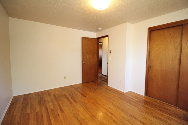 Building Photo - 3930 N Kiska St