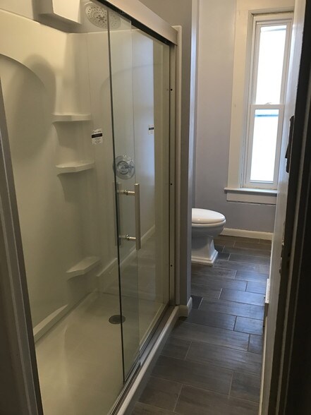 upstairs bathroom - 2257 Jackson St
