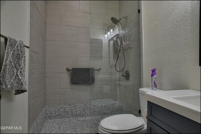 Building Photo - 237 N Alto Mesa Dr