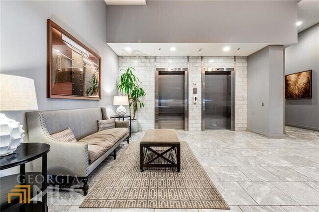 Building Photo - 1100 Howell Mill Rd NW