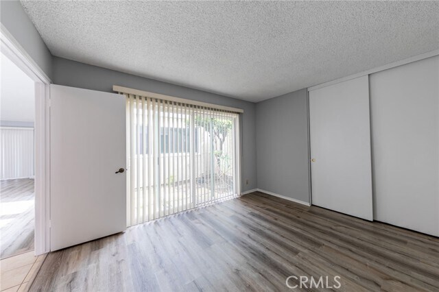 Building Photo - 32 Lone Pine