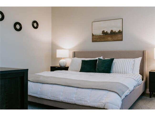 Building Photo - 15350 105th Ave N