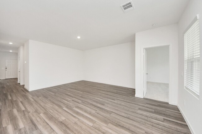 Building Photo - 10307 Costa Ter Dr