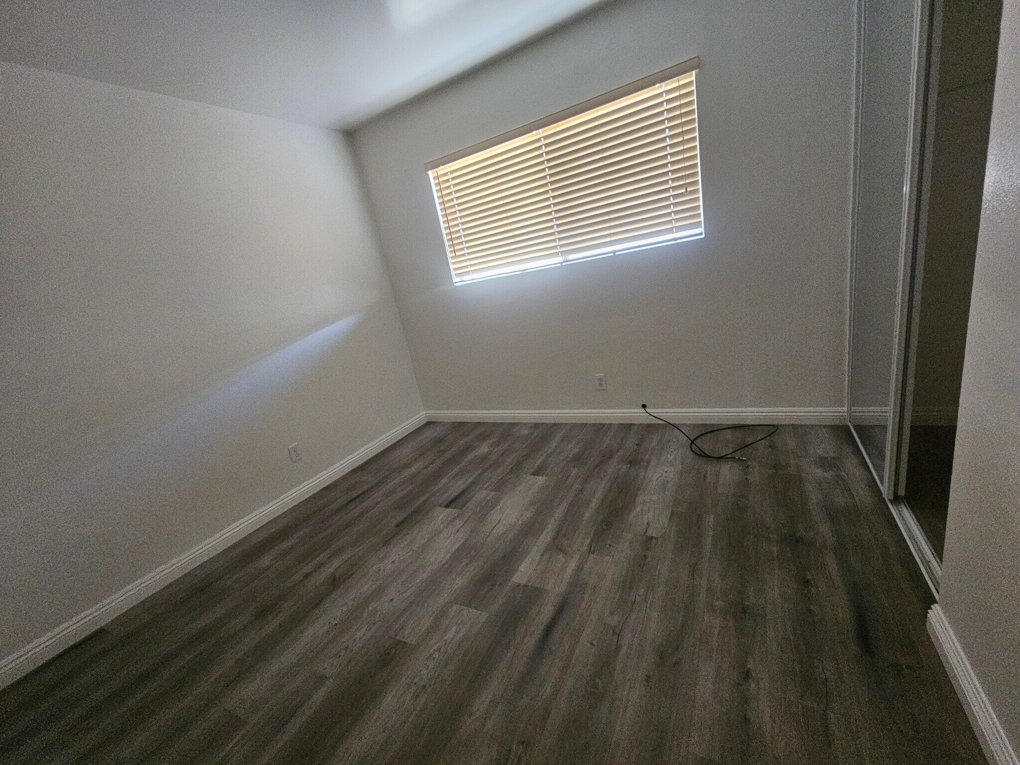 Building Photo - 23220 Pryor Pl