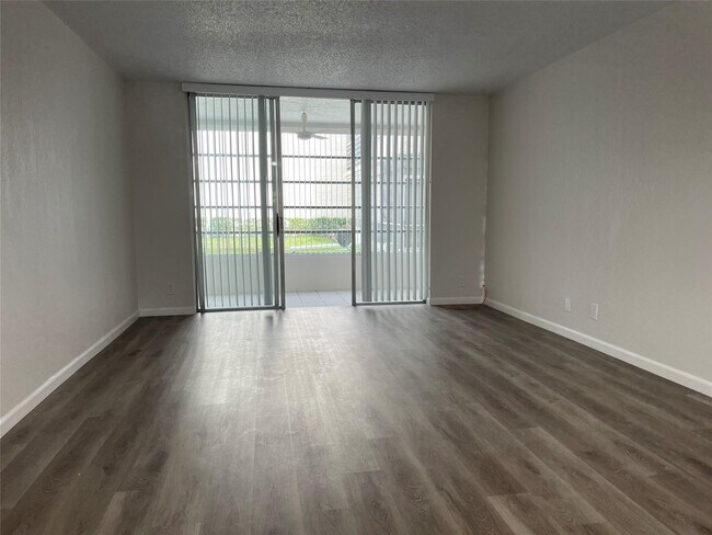 Building Photo - 3099 NW 48th Ave