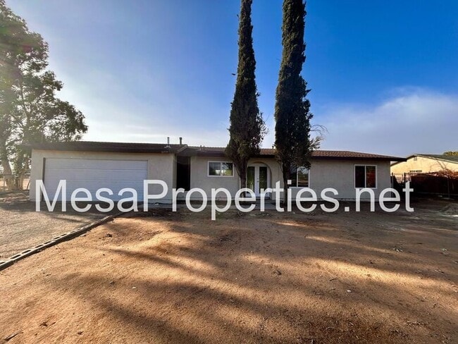 Primary Photo - 16559 Manzanita St