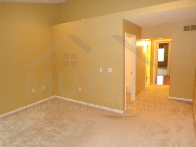 Building Photo - 6575 Cortland Ave