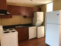 Building Photo - 1 Bedroom, 1 Bathroom, 1 Parking (Cathedral Point)