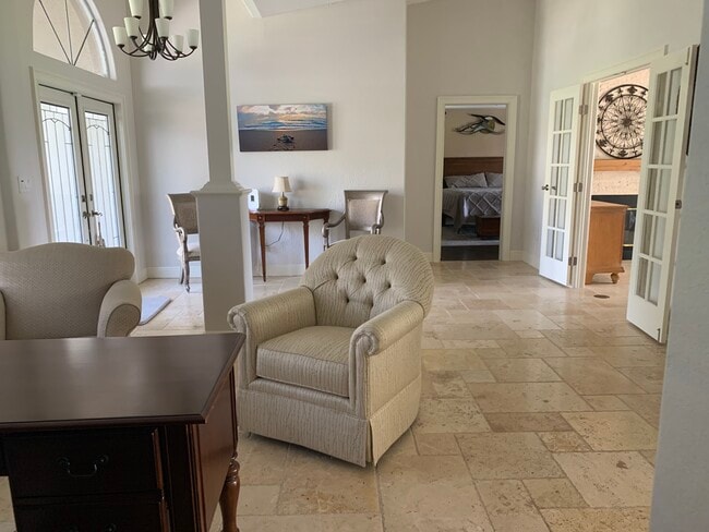 Primary Photo - 14200 Duke Hwy