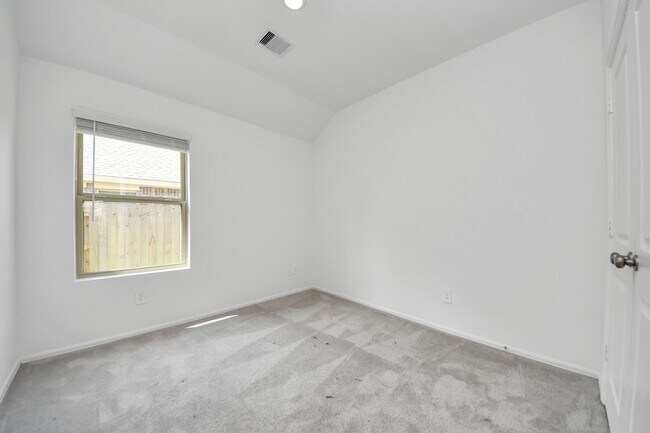 Building Photo - 1351 Antigua Dr
