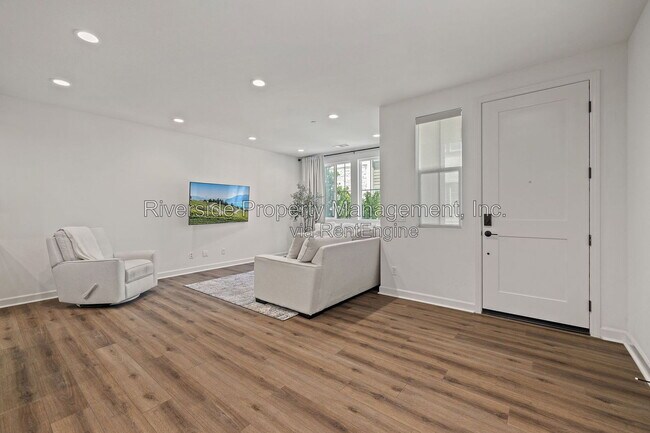 Building Photo - 3530 E Delight Paseo