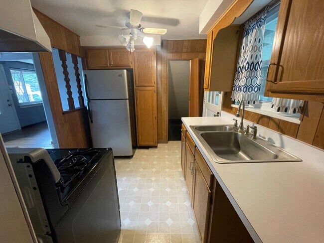 Building Photo - COMING SOON! This is a Lease-to-Own – Not ...