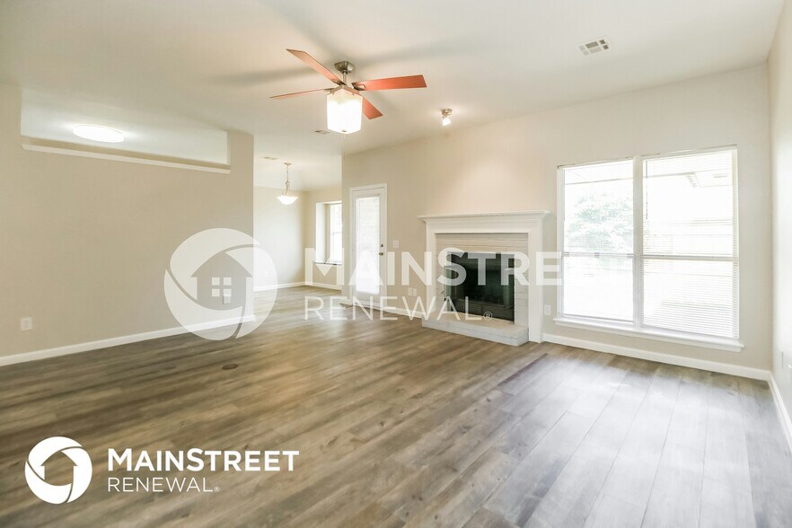 Building Photo - 13108 Mapleleaf Dr