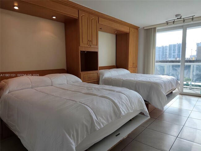 Building Photo - 19201 Collins Ave